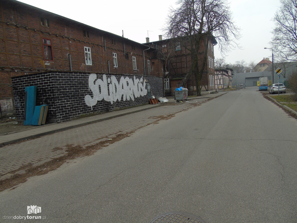 Toruń: co z budynkami przy Mickiewicza?