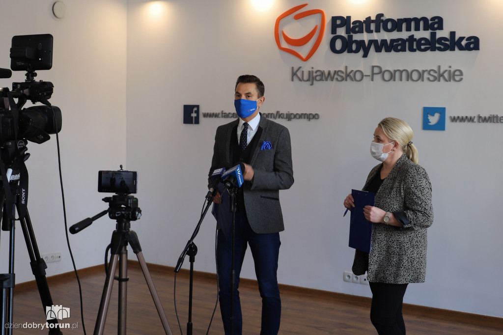 Toruń: konferencja prasowa PO