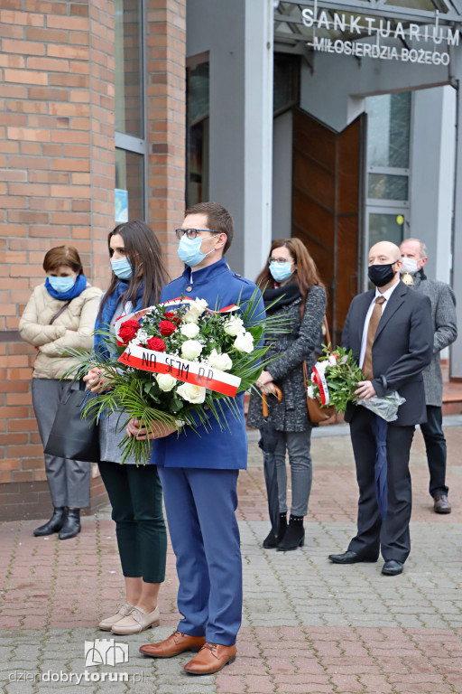 Obchody 11. rocznicy smoleńskiej