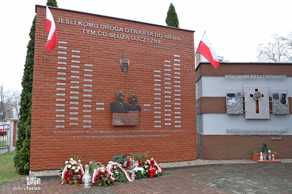 Obchody 11. rocznicy smoleńskiej