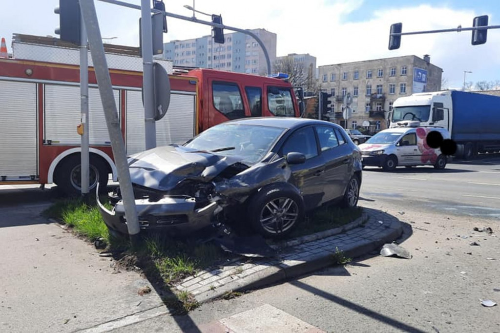 Kolizja przy Grudziądzkiej w Toruniu