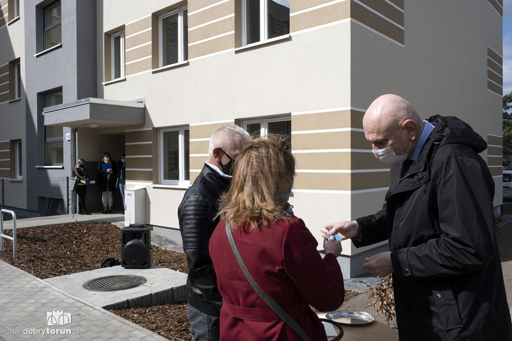 Przekazanie kluczy do mieszkań przy Poznańskiej