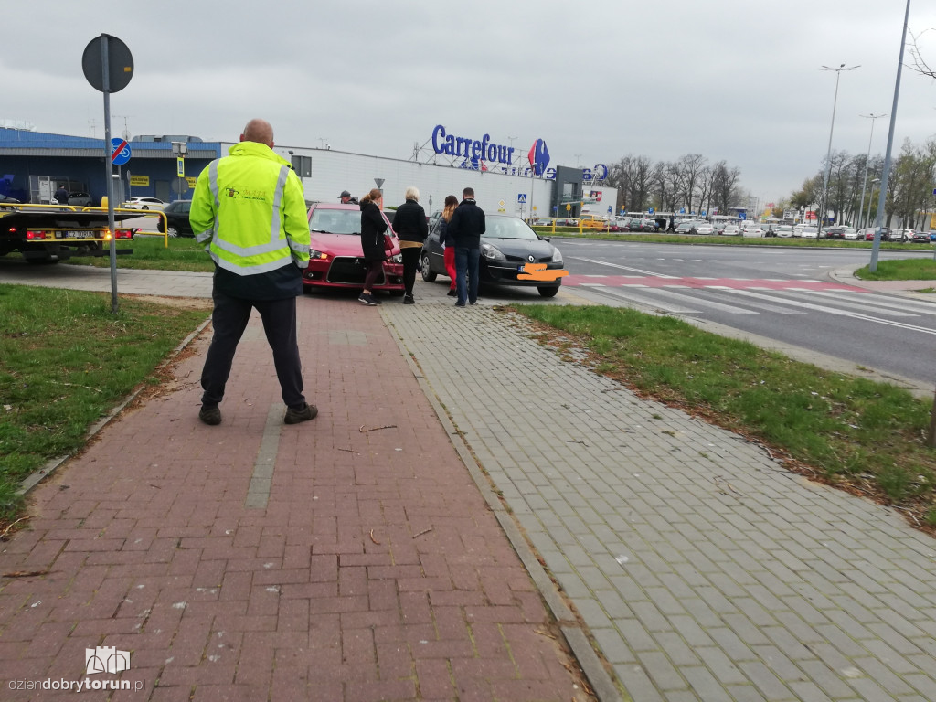 Toruń: kolizja przy Olimpijskiej