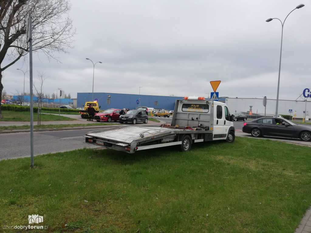 Toruń: kolizja przy Olimpijskiej