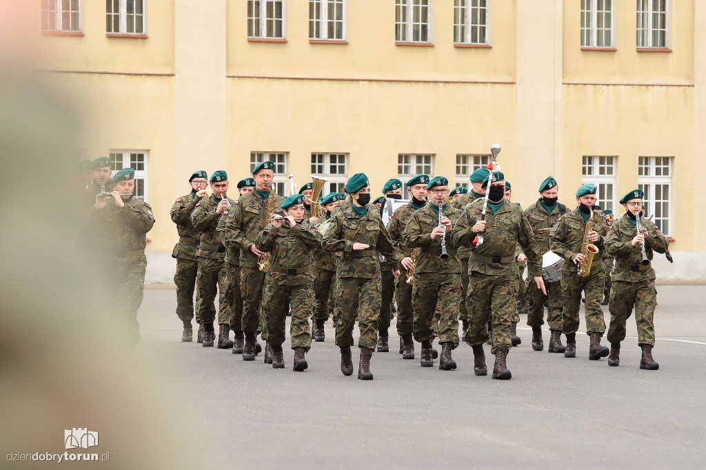 Uroczysta przysięga wojskowa służby przygotowawczej