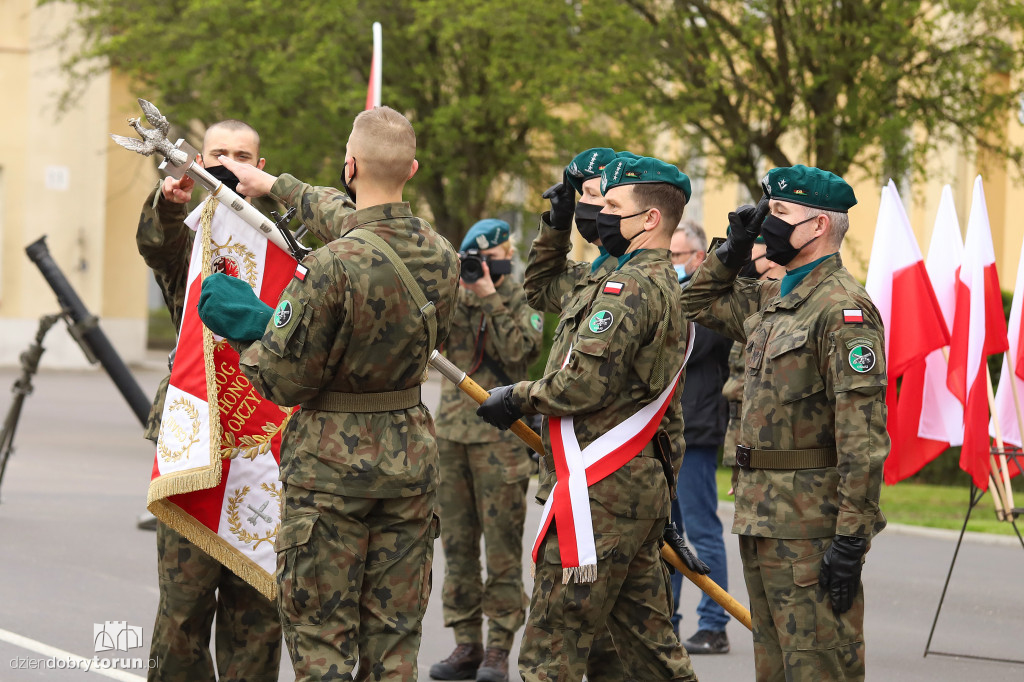 Uroczysta przysięga wojskowa służby przygotowawczej