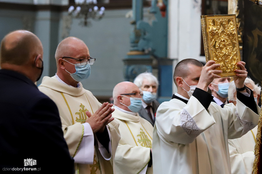 Toruń: msza św. w intencji ojczyzny