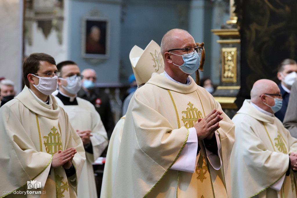 Toruń: msza św. w intencji ojczyzny