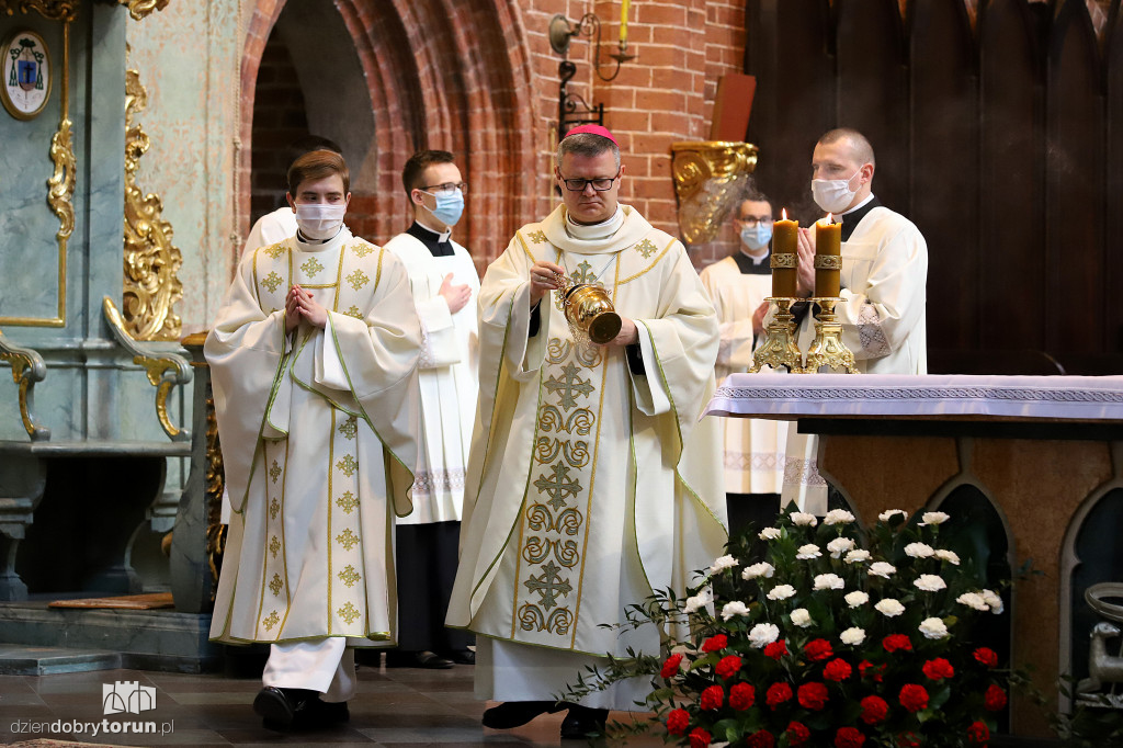 Toruń: msza św. w intencji ojczyzny