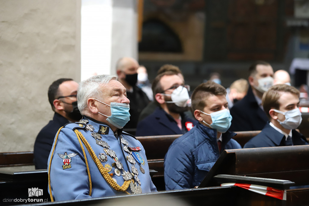 Toruń: msza św. w intencji ojczyzny