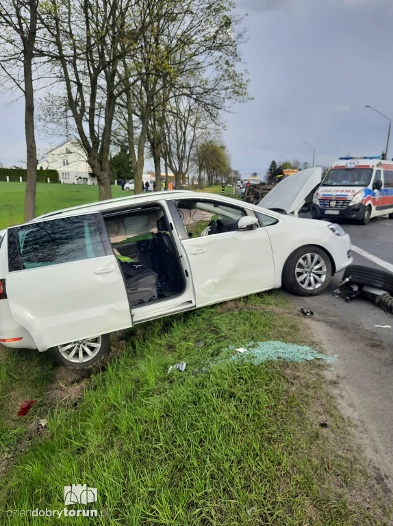Zderzenie trzech pojazdów pod Toruniem