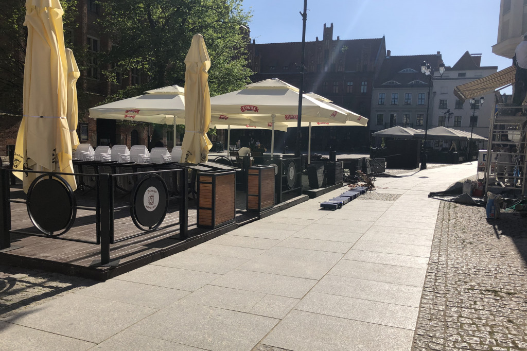 Ogródki restauracyjne na toruńskiej starówce