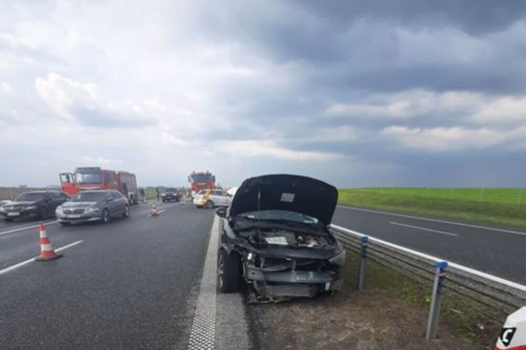Wypadek na A1 w kierunku Łodzi