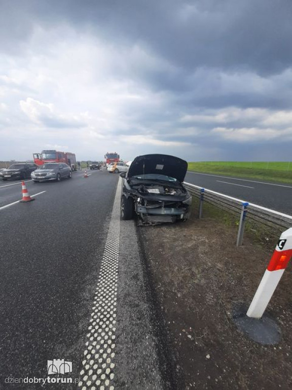 Wypadek na A1 w kierunku Łodzi