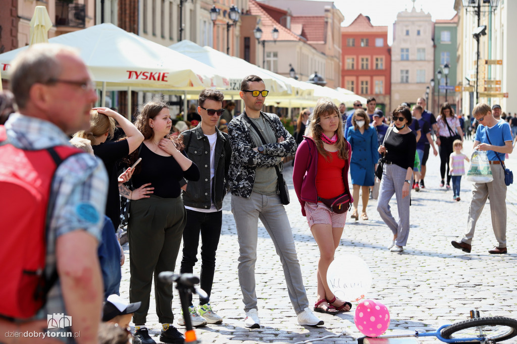 Pierwszy dzień bez maseczek