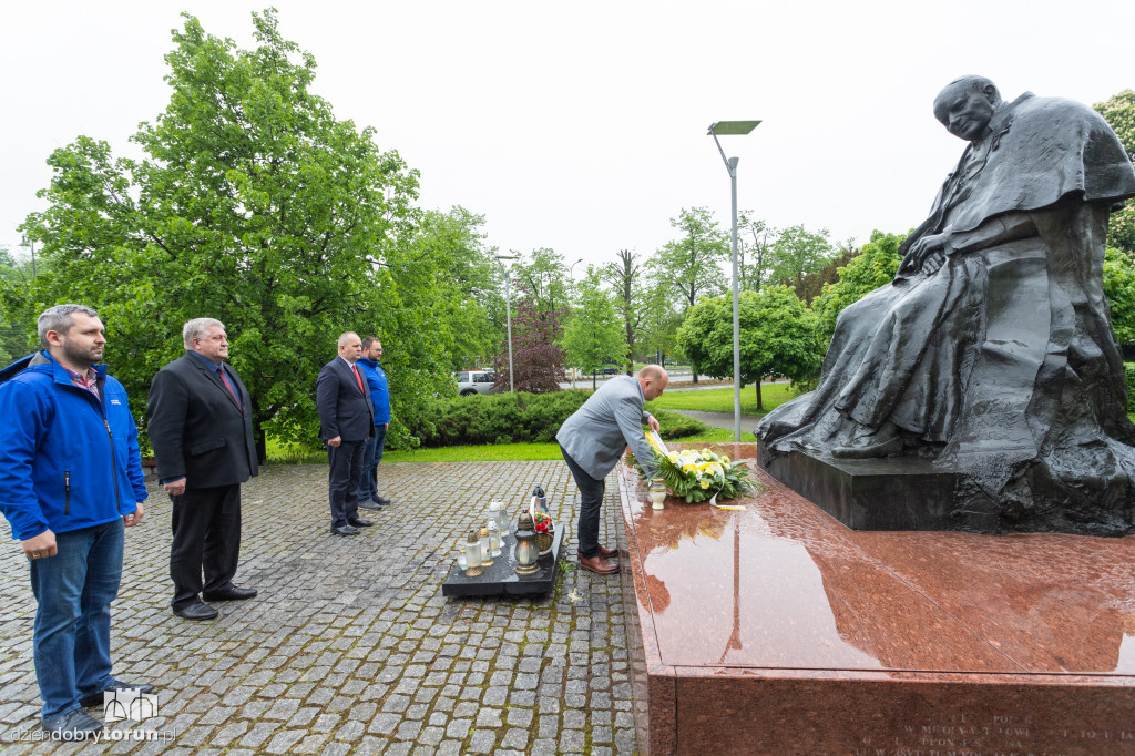 Toruń: rocznica urodzin Jana Pawła II