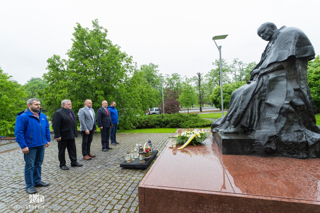 Toruń: rocznica urodzin Jana Pawła II