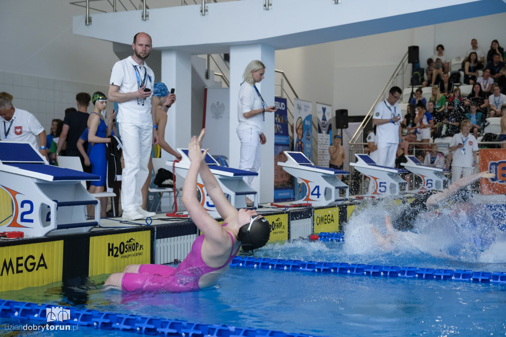 Toruń: zawody pływackie Otylia Swim Cup