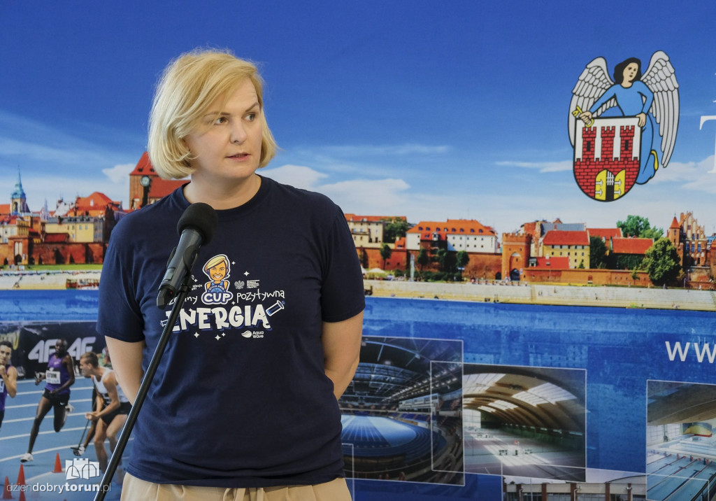 Toruń: zawody pływackie Otylia Swim Cup