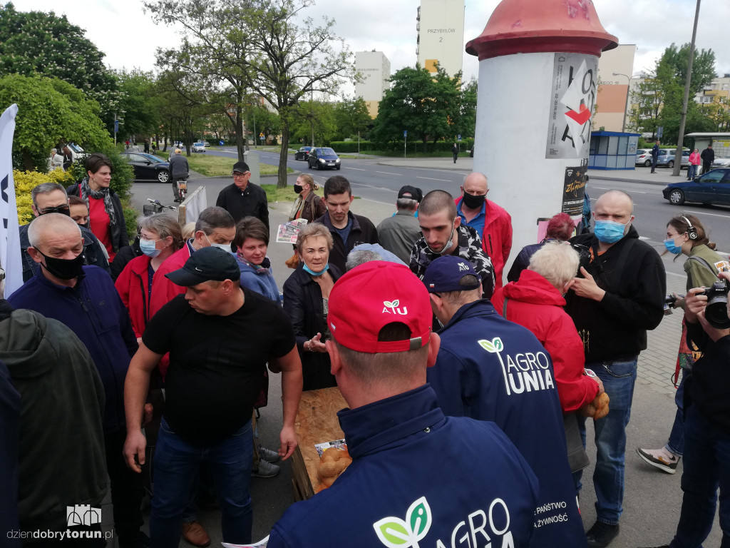 Protest rolników z Agrounii w Toruniu