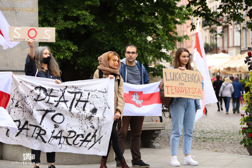 Toruń: minuta krzyku dla Białorusi