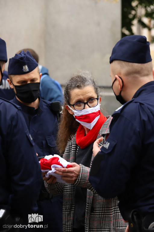 Toruń: minuta krzyku dla Białorusi