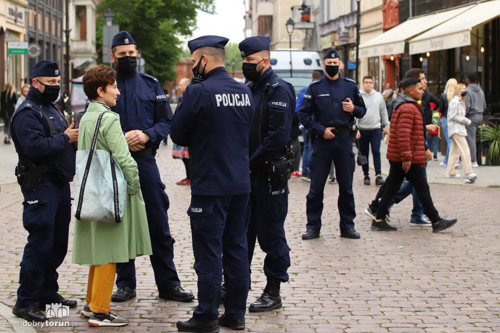 Toruń: minuta krzyku dla Białorusi