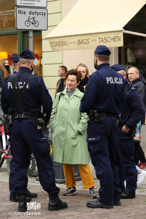 Toruń: minuta krzyku dla Białorusi