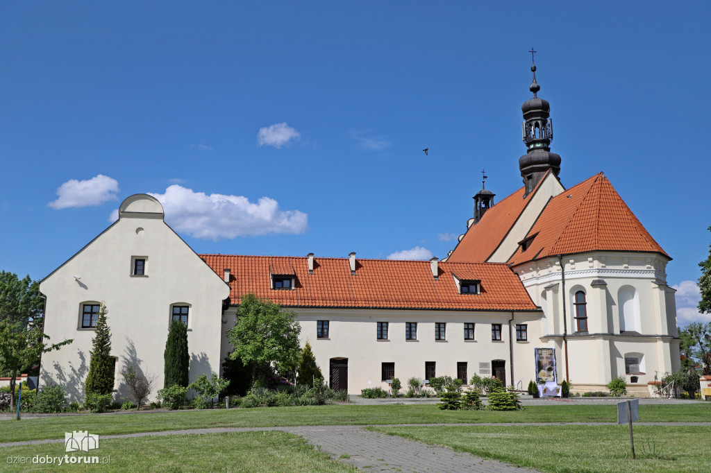 Toruń: procesja Bożego Ciała u franciszkanów