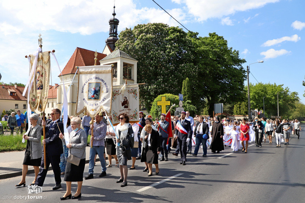 Toruń: procesja Bożego Ciała u franciszkanów