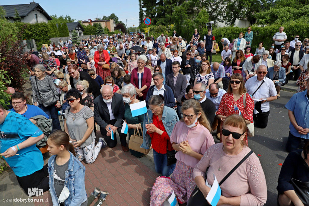 Toruń: procesja Bożego Ciała u franciszkanów