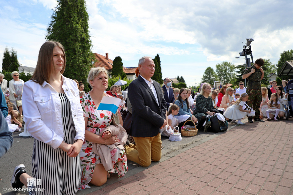 Toruń: procesja Bożego Ciała u franciszkanów