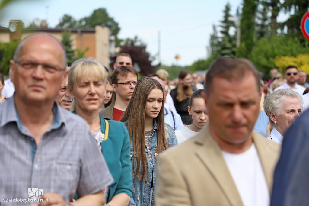 Toruń: procesja Bożego Ciała u franciszkanów