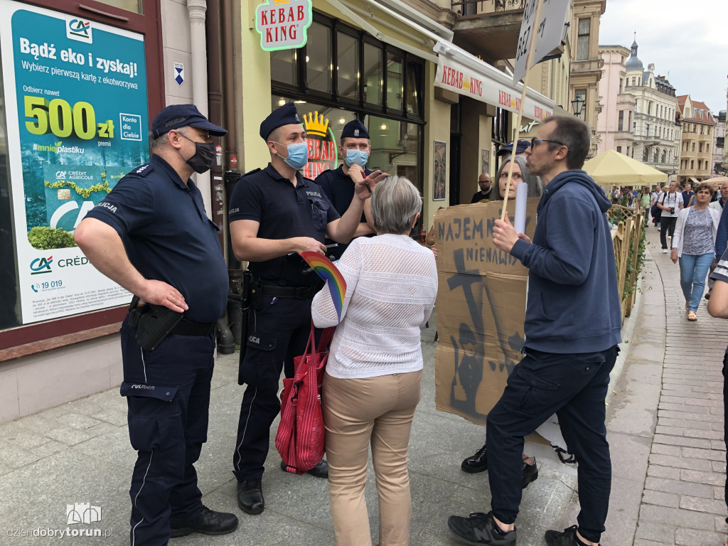 Akcja stop aborcji na toruńskiej starówce