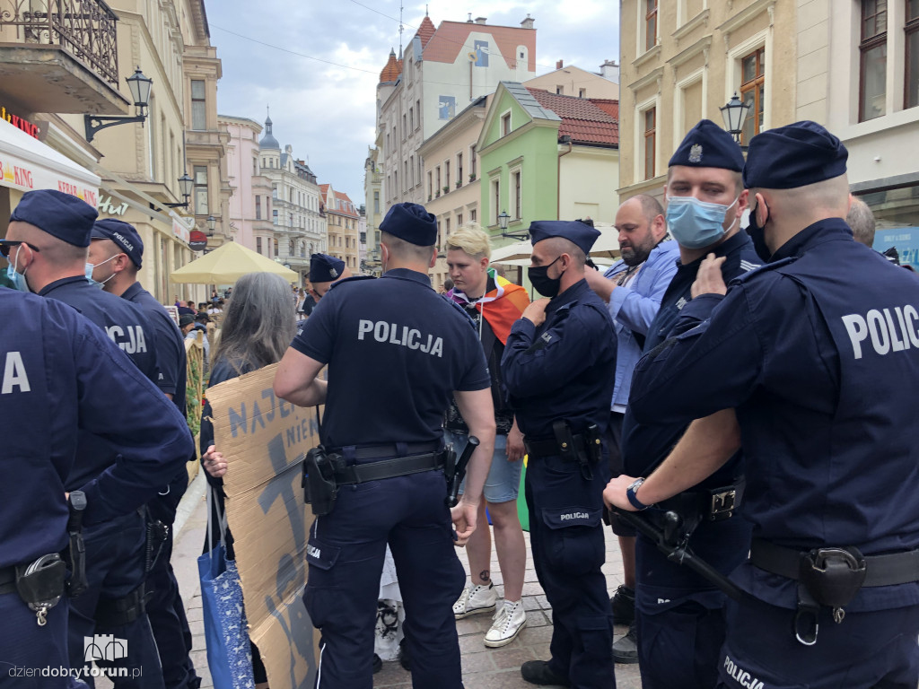 Akcja stop aborcji na toruńskiej starówce