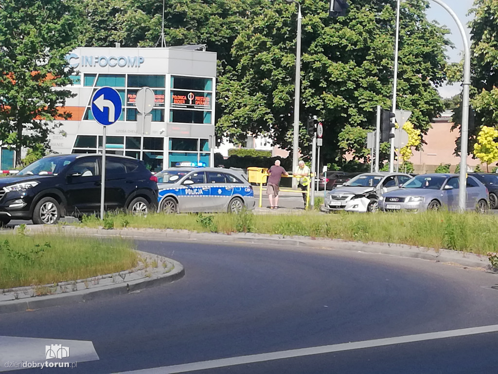 Toruń: kolizja przy  Szosie Chełmińskiej