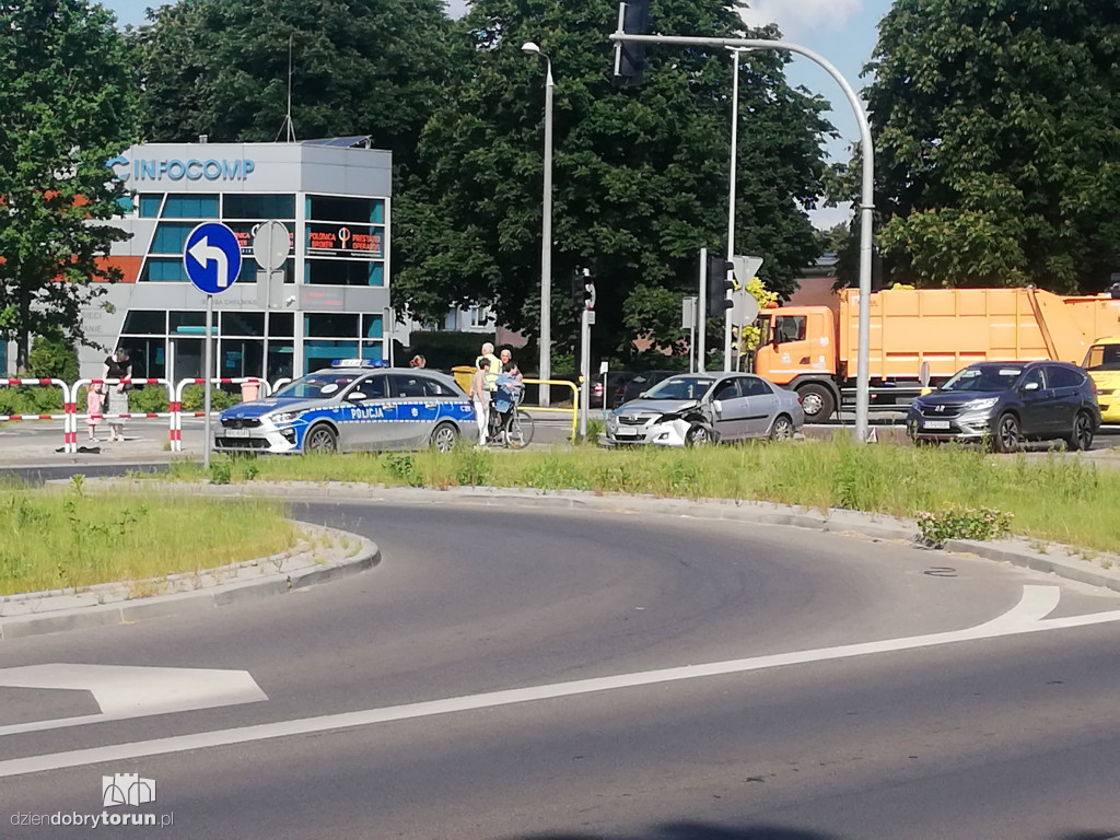 Toruń: kolizja przy  Szosie Chełmińskiej