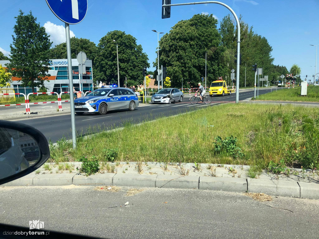 Toruń: kolizja przy  Szosie Chełmińskiej