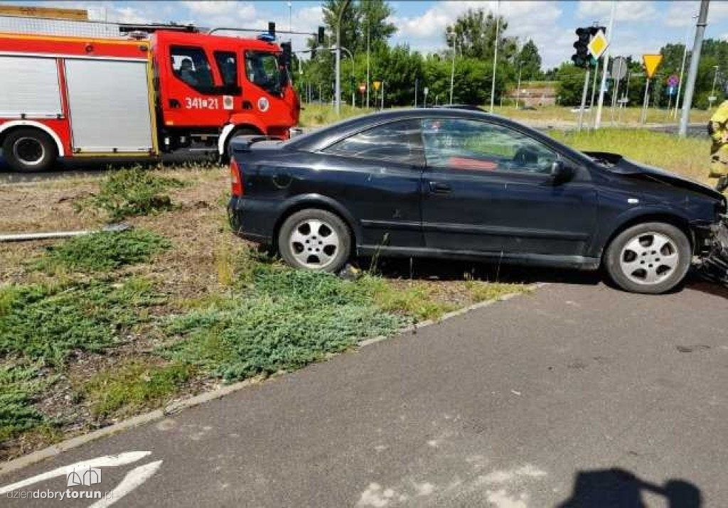 Toruń: zderzenie dwóch pojazdów