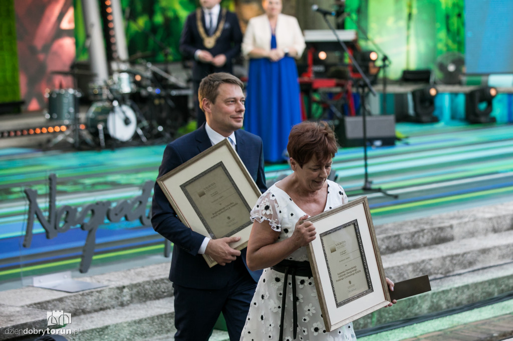 Toruń: nagrody marszałka wręczone