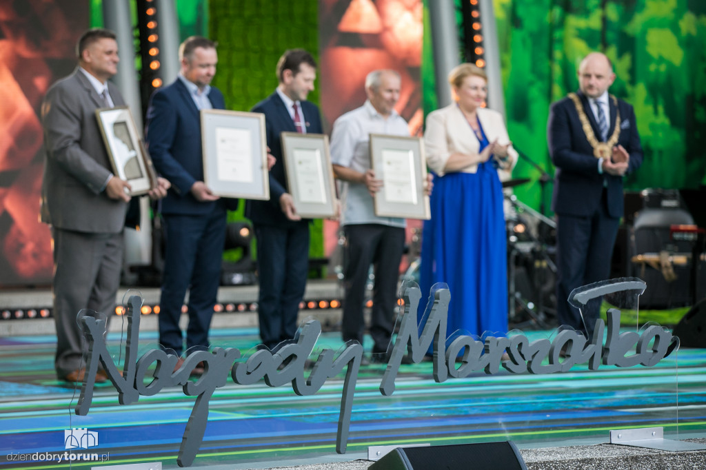 Toruń: nagrody marszałka wręczone