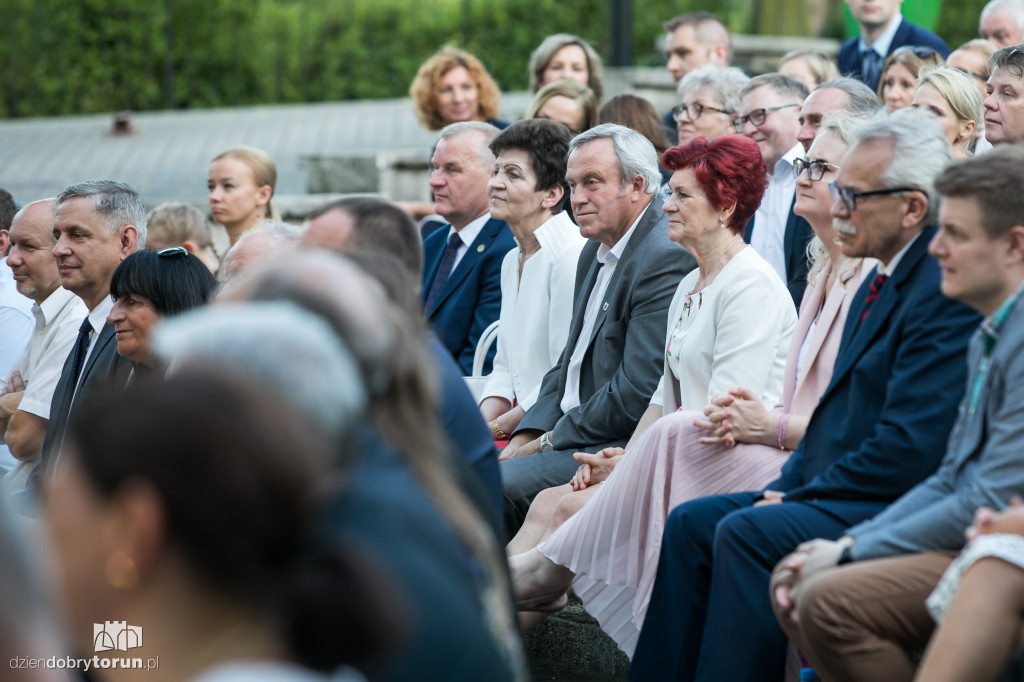 Toruń: nagrody marszałka wręczone