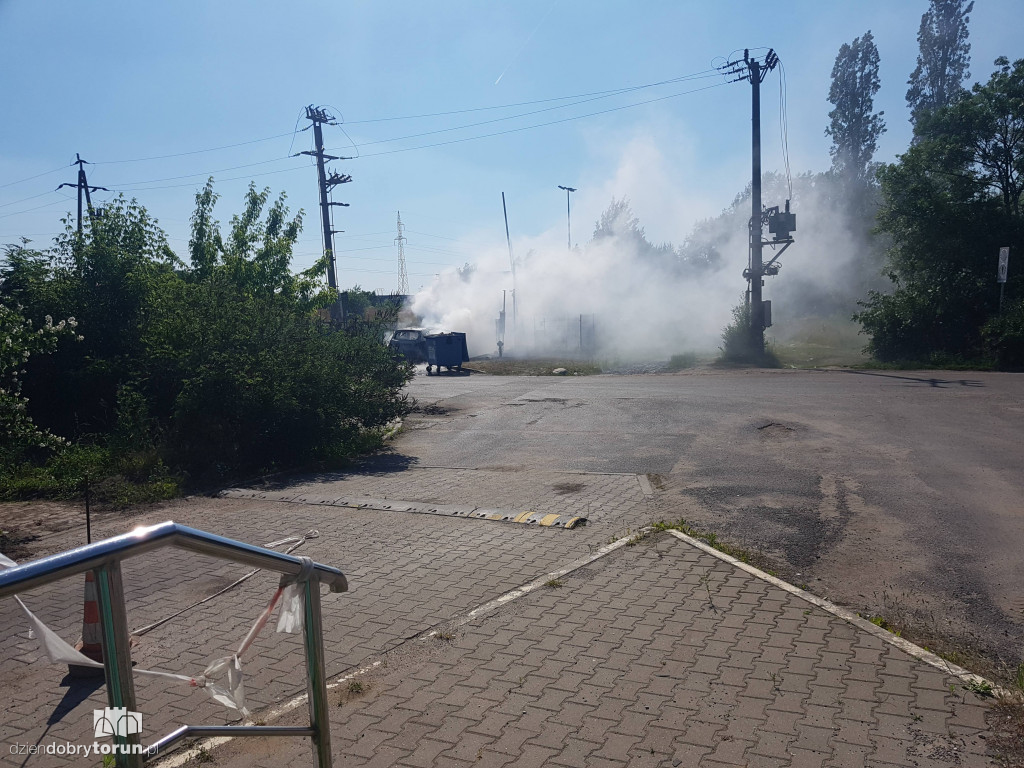 Toruń: pożar samochodu przy Kociewskiej