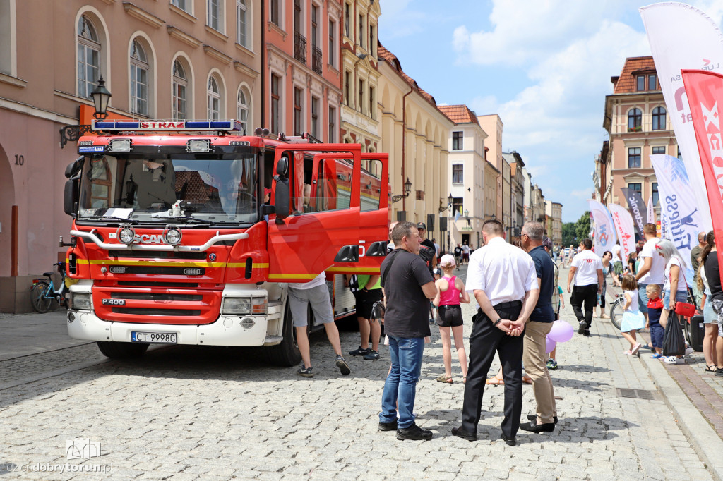 Zawody strażackie na Rynku Nowomiejskim