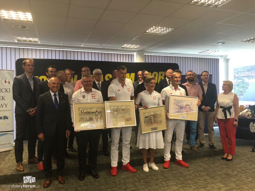 Toruńscy sportowcy lecą do Tokio