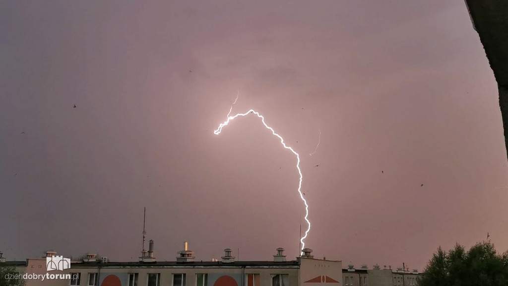 Burzowe chmury znów nad Toruniem