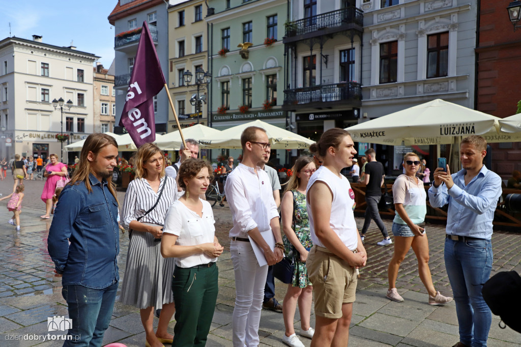Konferencja prasowa Lewicy Razem w Toruniu