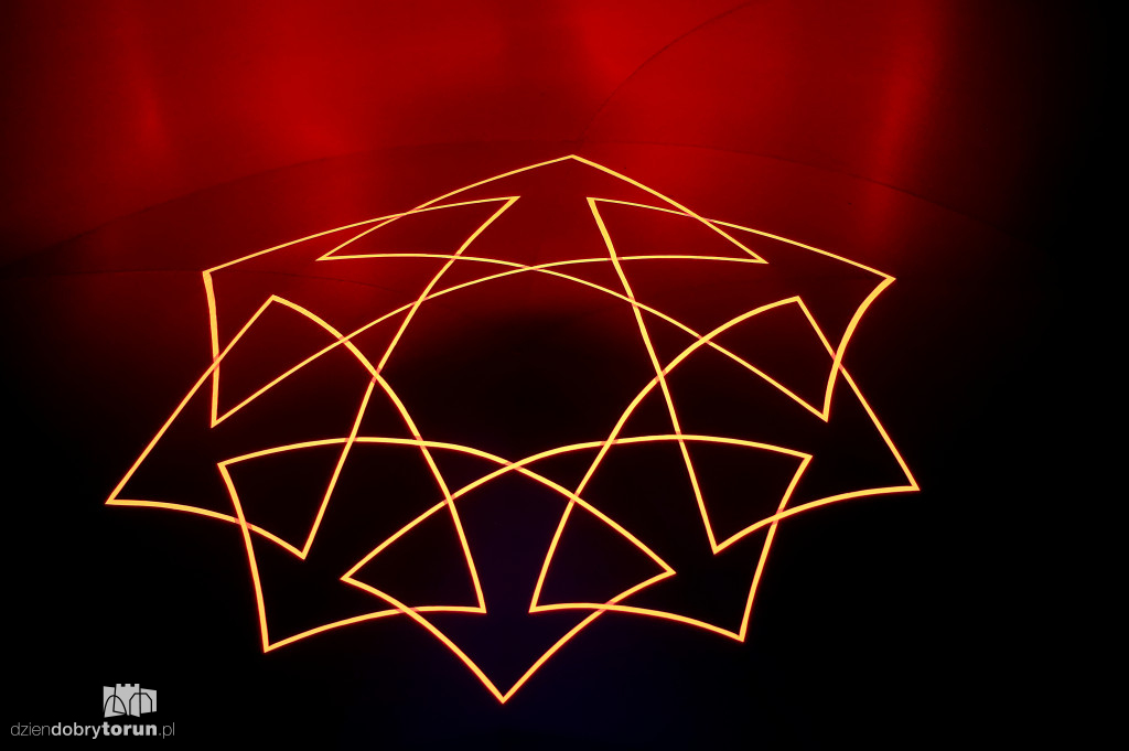 Instalacja ,,Luminarium Albesila'' gotowa do zwiedzania