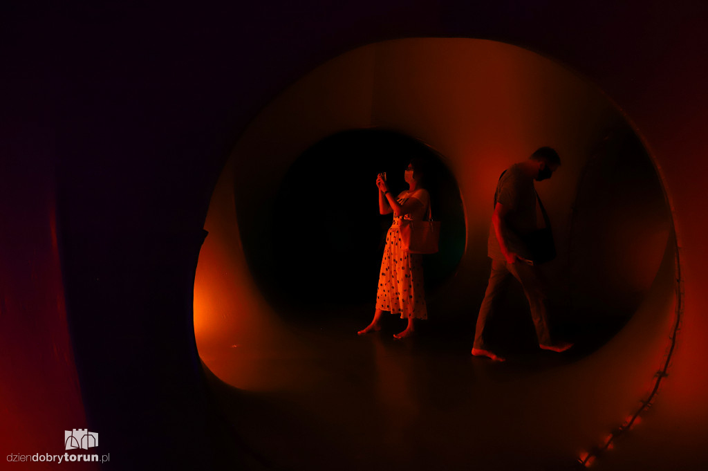 Instalacja ,,Luminarium Albesila'' gotowa do zwiedzania