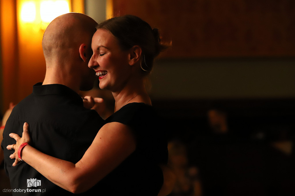 Milonga Piernikowe Lato w Dworze Artusa